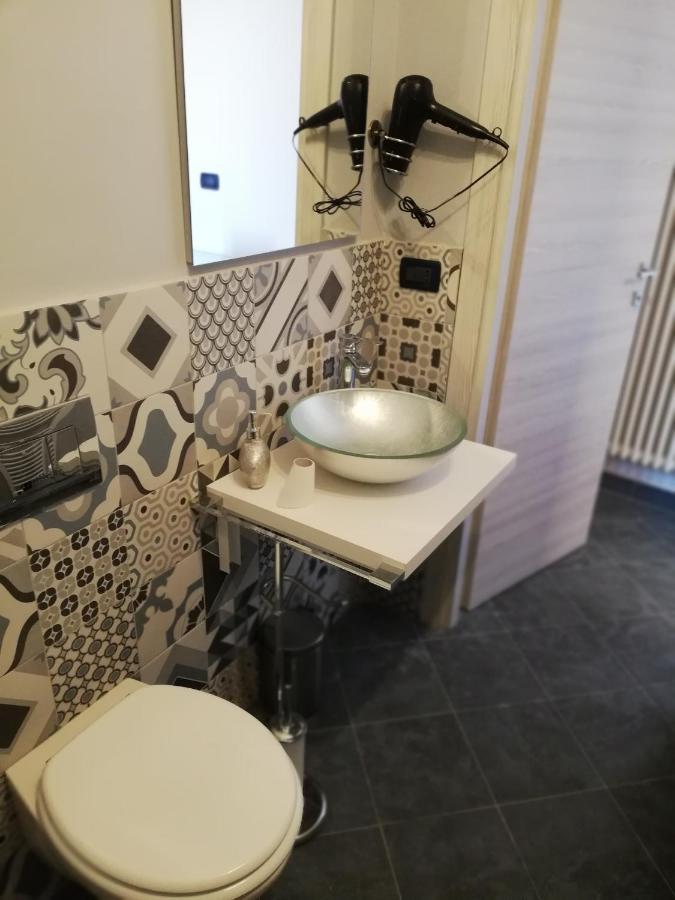 Chambre Double ou Lits Jumeaux avec Salle de Bains Privative