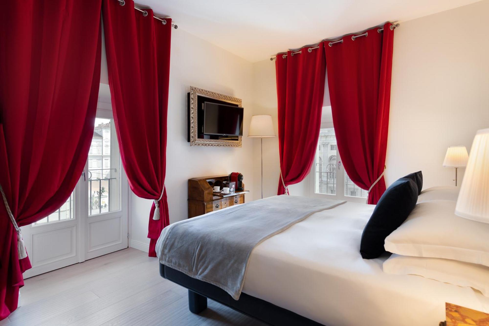 Deluxe Double Room Castle View