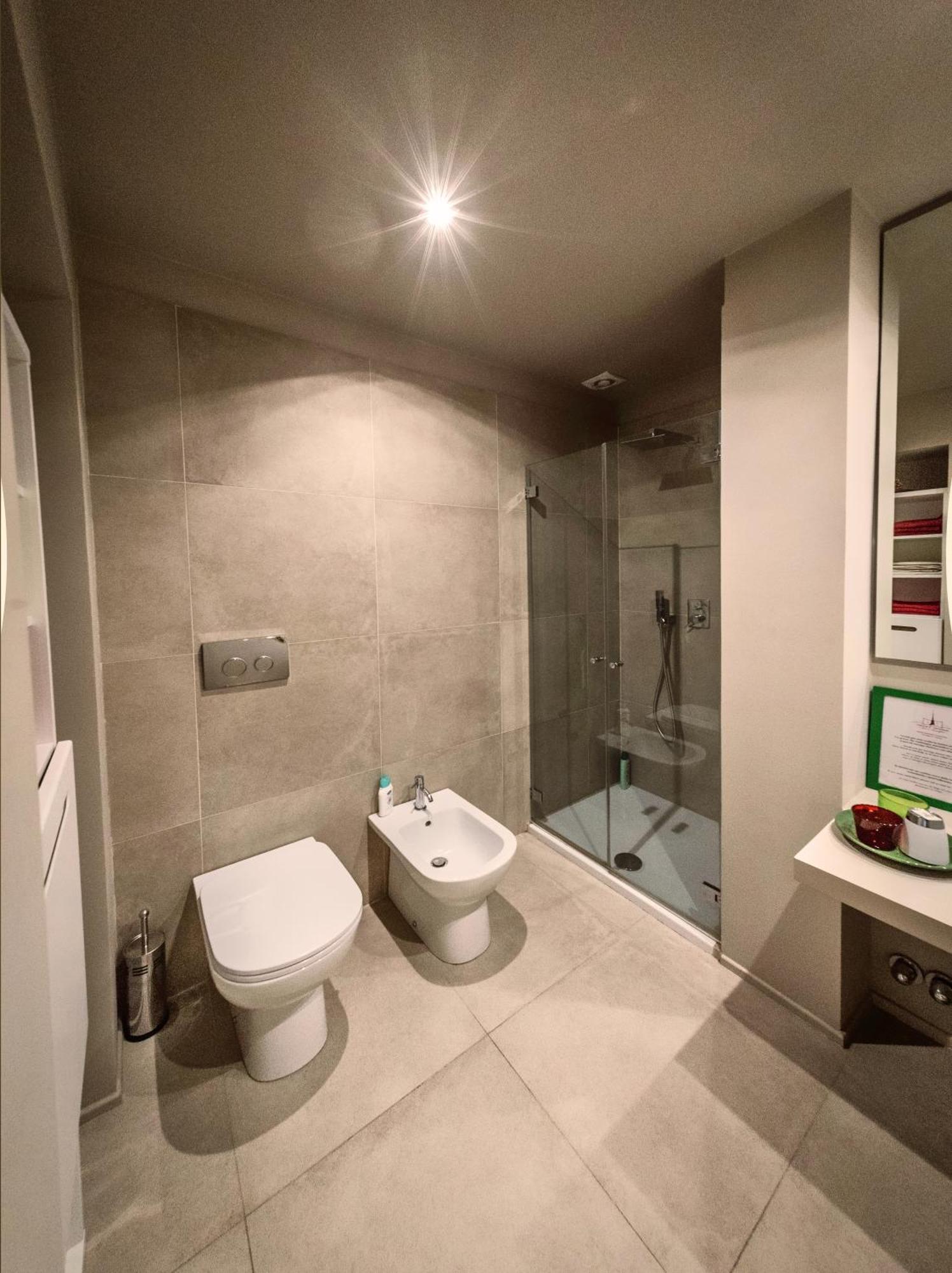 Family Room Private Bathroom